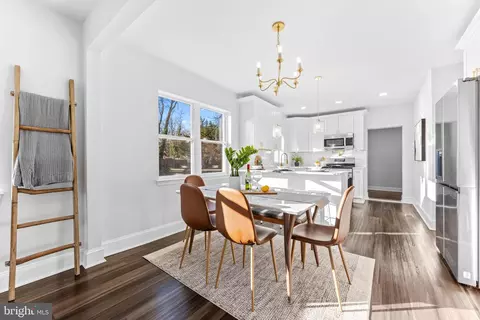 Dining - 3720 Boarman Ave, Baltimore, MD 21215 photo 2 of 3