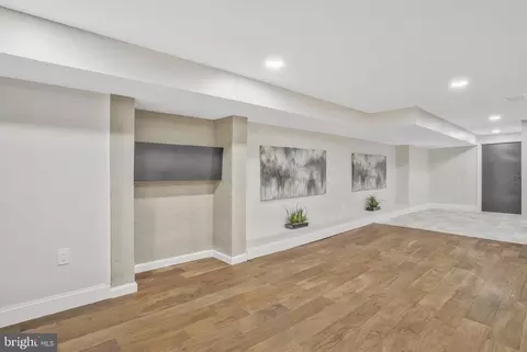 Living - 306 N Stricker St, Baltimore, MD 21223 photo 4 of 4