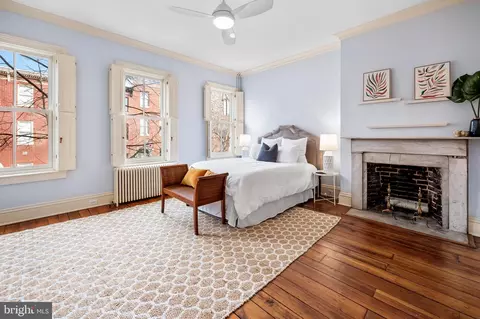 Bedroom - 1402 Bolton St, Baltimore, MD 21217 photo 1 of 10
