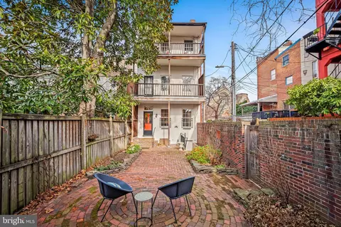 Exterior - 1402 Bolton St, Baltimore, MD 21217 photo 10 of 15