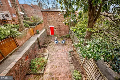 Exterior - 1402 Bolton St, Baltimore, MD 21217 photo 7 of 15