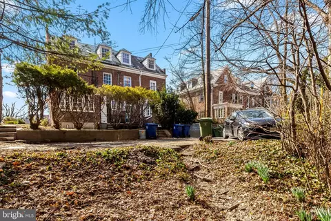 Exterior - 614 W 40th St, Baltimore, MD 21211 photo 14 of 16