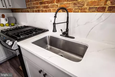 Kitchen - 614 W 40th St, Baltimore, MD 21211 photo 5 of 6