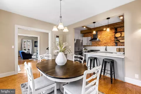 Dining - 614 W 40th St, Baltimore, MD 21211 photo 3 of 3