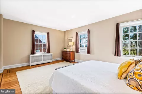 Bedroom - 614 W 40th St, Baltimore, MD 21211 photo 3 of 7