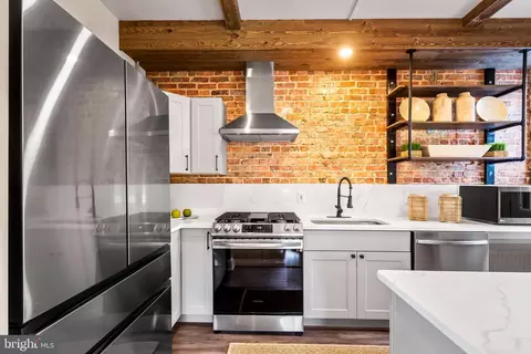 Kitchen - 614 W 40th St, Baltimore, MD 21211 photo 2 of 6