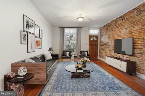 Living - 4412 Falls Rd, Baltimore, MD 21211 photo 2 of 4