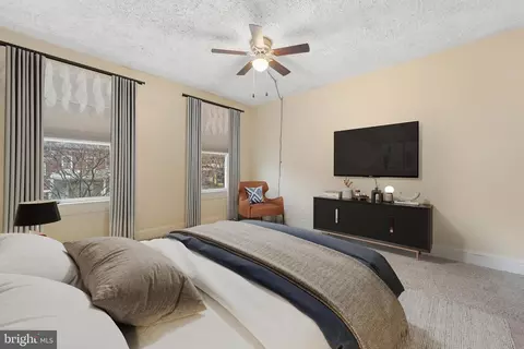Bedroom - 4412 Falls Rd, Baltimore, MD 21211 photo 1 of 4