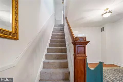 Entry Way - 4412 Falls Rd, Baltimore, MD 21211 photo 5 of 5