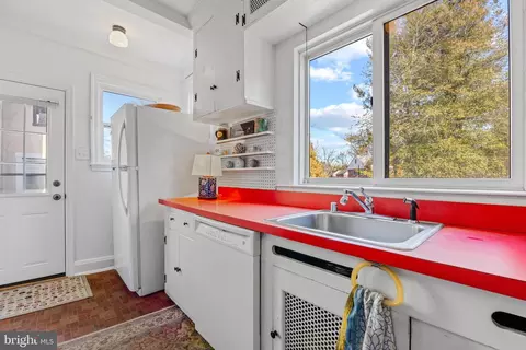 Other - 5805 Clearspring Rd, Baltimore, MD 21212 photo 6 of 15