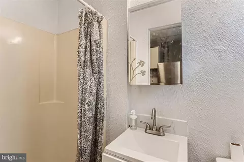Bath - 2613 E Monument St, Baltimore, MD 21205 photo 1 of 3
