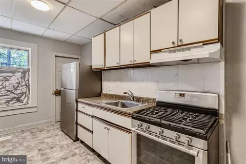 Kitchen - 2613 E Monument St, Baltimore, MD 21205 photo 1 of 3
