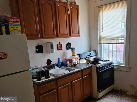 Kitchen - 1817 Walbrook Ave, Baltimore, MD 21217 photo 1 of 1