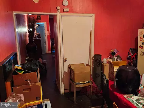 Bedroom - 1817 Walbrook Ave, Baltimore, MD 21217 photo 1 of 3