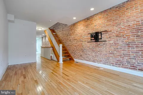 Other - 615 S Curley St, Baltimore, MD 21224 photo 2 of 11