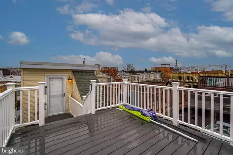 Exterior - 615 S Curley St, Baltimore, MD 21224 photo 3 of 6