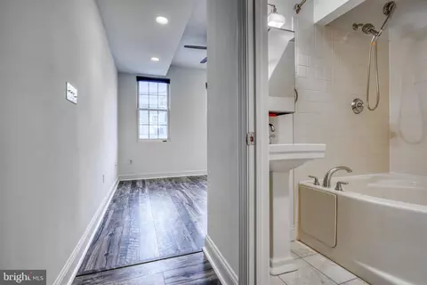 Entry Way - 615 S Curley St, Baltimore, MD 21224 photo 3 of 3