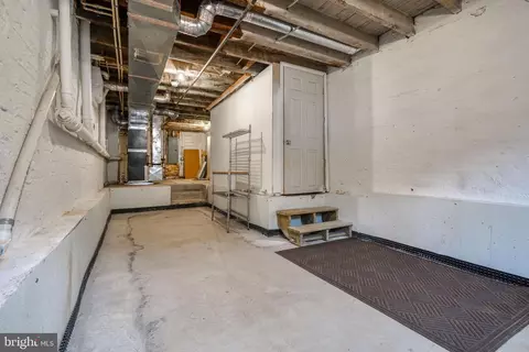 Exterior - 615 S Curley St, Baltimore, MD 21224 photo 5 of 6