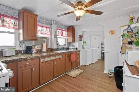 Kitchen - 1323 Morling Ave, Baltimore, MD 21211 photo 3 of 5