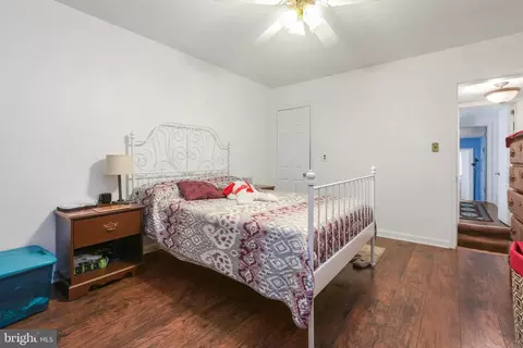 Bedroom - 1323 Morling Ave, Baltimore, MD 21211 photo 1 of 6