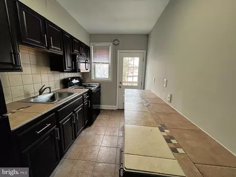 4112 Fallstaff Rd, Baltimore, MD 21215 photo 4