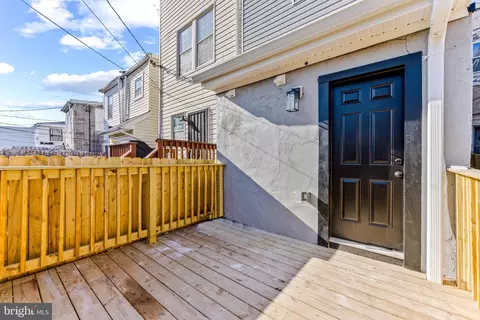 Exterior - 1147 Carroll St, Baltimore, MD 21230 photo 3 of 5