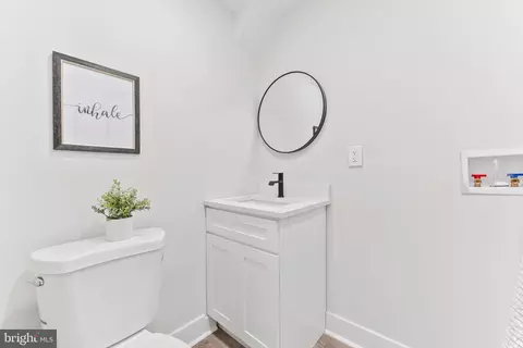 Bath - 1147 Carroll St, Baltimore, MD 21230 photo 1 of 5