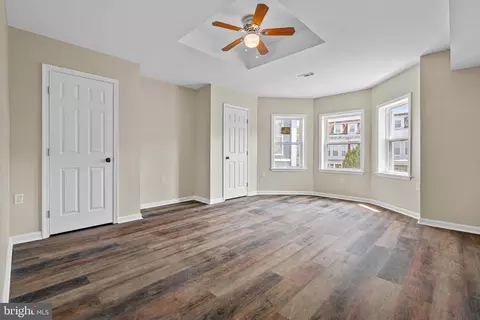 948 Brooks Ln, Baltimore, MD 21217 photo 14