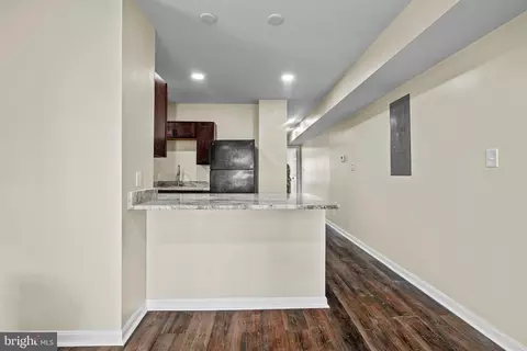 948 Brooks Ln, Baltimore, MD 21217 photo 7