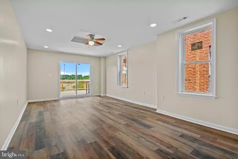 948 Brooks Ln, Baltimore, MD 21217 photo 10