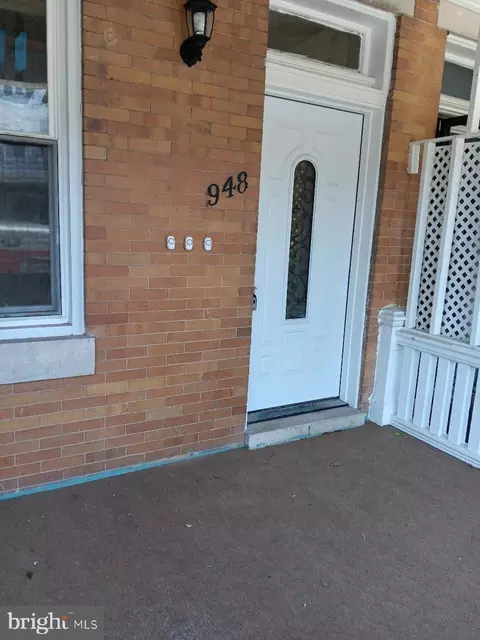 948 Brooks Ln, Baltimore, MD 21217 photo 3