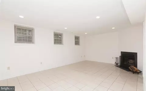 Living - 1201 S Streeper St, Baltimore, MD 21224 photo 6 of 6
