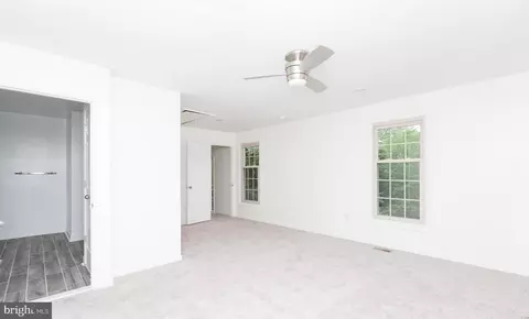 Living - 1201 S Streeper St, Baltimore, MD 21224 photo 4 of 6