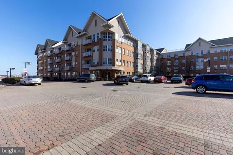 23 Pierside Dr #217, Baltimore, MD 21230