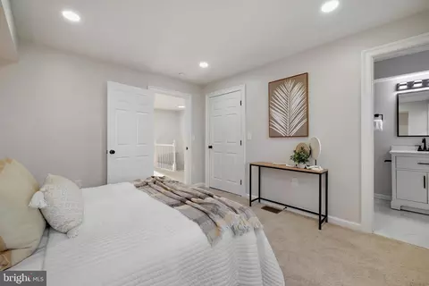 Bedroom - 4306 Biddison Ln, Baltimore, MD 21206 photo 2 of 2