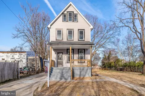 Exterior - 4306 Biddison Ln, Baltimore, MD 21206 photo 2 of 4