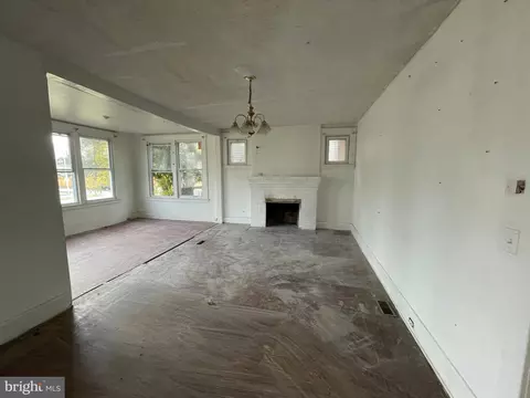 Living - 3702 Gwynn Oak Ave, Baltimore, MD 21207 photo 3 of 3