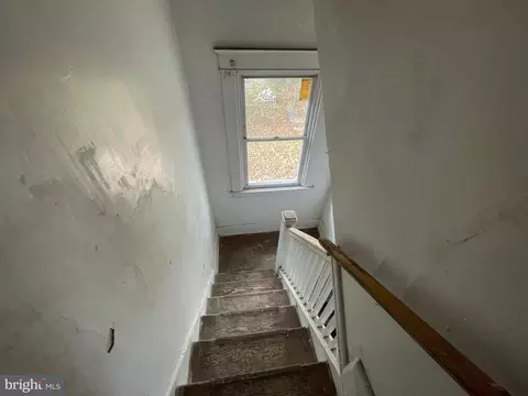Entry Way - 3702 Gwynn Oak Ave, Baltimore, MD 21207 photo 3 of 3