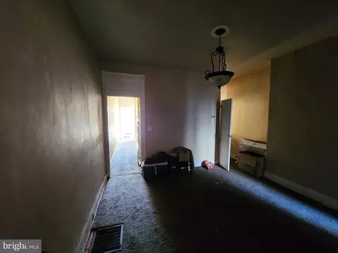 Living - 1834 Harlem Ave, Baltimore, MD 21217 photo 1 of 2