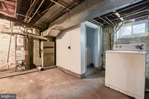 Exterior - 625 Linnard St, Baltimore, MD 21229 photo 7 of 7