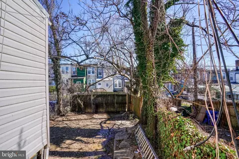 Exterior - 625 Linnard St, Baltimore, MD 21229 photo 6 of 7