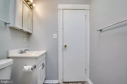 Other - 625 Linnard St, Baltimore, MD 21229 photo 16 of 17