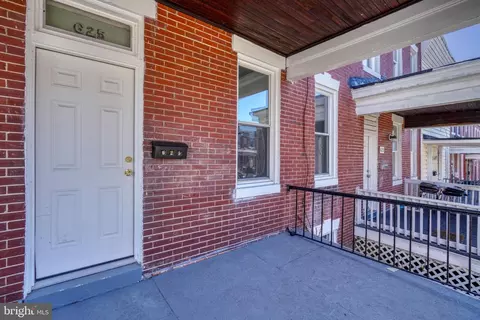 Exterior - 625 Linnard St, Baltimore, MD 21229 photo 4 of 7