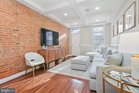 Living - 1610 E Fort Ave, Baltimore, MD 21230 photo 3 of 5