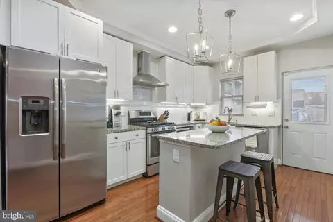 Kitchen - 1610 E Fort Ave, Baltimore, MD 21230 photo 2 of 5