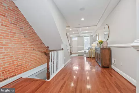 Entry Way - 1610 E Fort Ave, Baltimore, MD 21230 photo 1 of 3