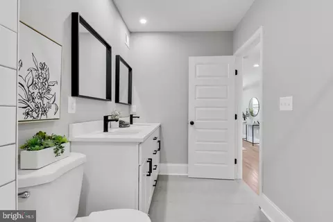 814 S Dean St, Baltimore, MD 21224 photo 5