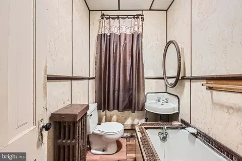 Bath - 738 Dolphin St, Baltimore, MD 21217 photo 2 of 2