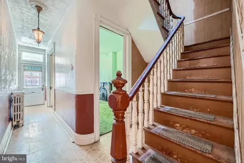 Entry Way - 738 Dolphin St, Baltimore, MD 21217 photo 1 of 5
