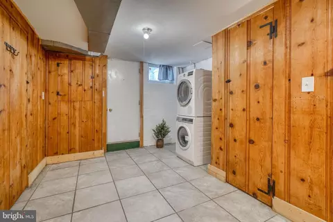 Other - 1045 Cooks Ln, Baltimore, MD 21229 photo 7 of 9